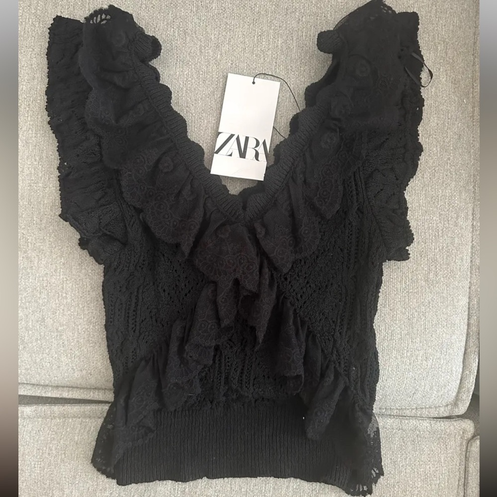 ZARA Knit Ruffle Top Crop - Picture 2 of 2